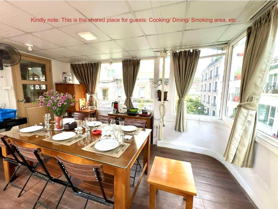 Nice Room Located Right Next To The Old Quarter Can Phong Nhieu Anh Sang Tai Ngay Gan Pho Di Bo Ho Guom ฮานอย ภายนอก รูปภาพ